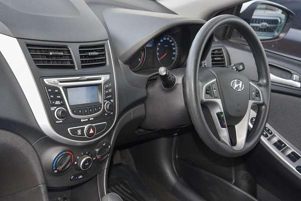 2013 Hyundai Accent Active RB2