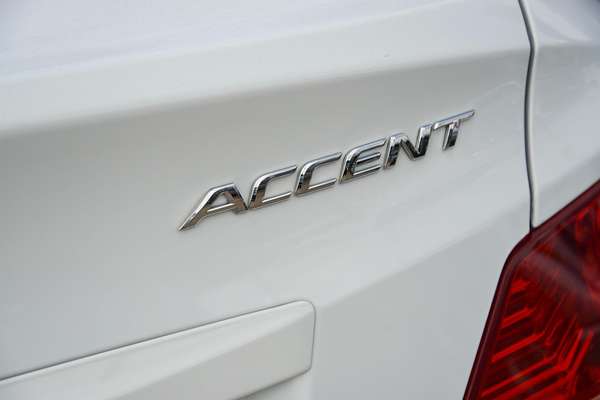 2013 Hyundai Accent Active RB2