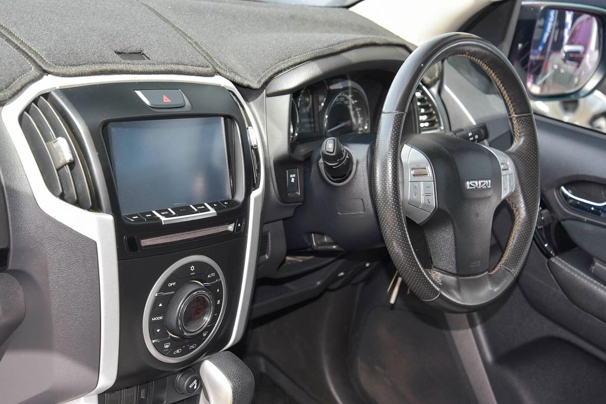2017 Isuzu MU-X LS-U