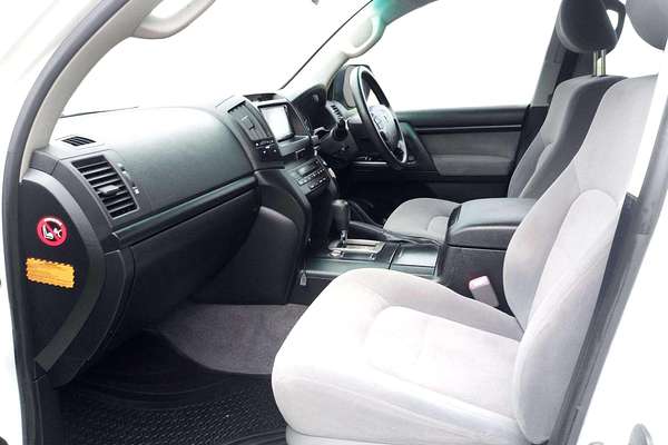 2010 Toyota Landcruiser GXL VDJ200R