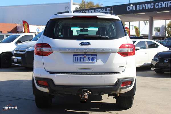 2017 Ford Everest Ambiente UA