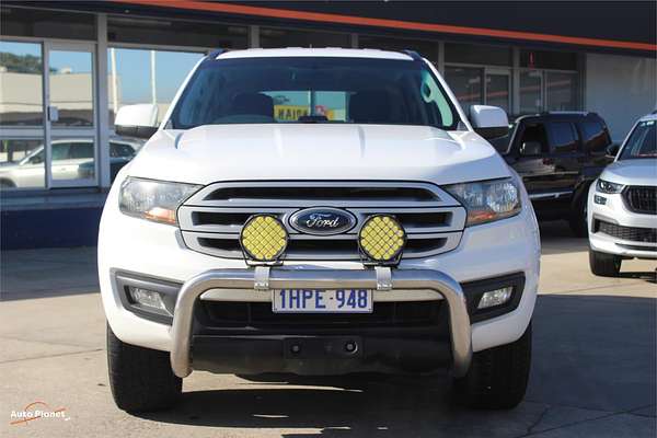2017 Ford Everest Ambiente UA