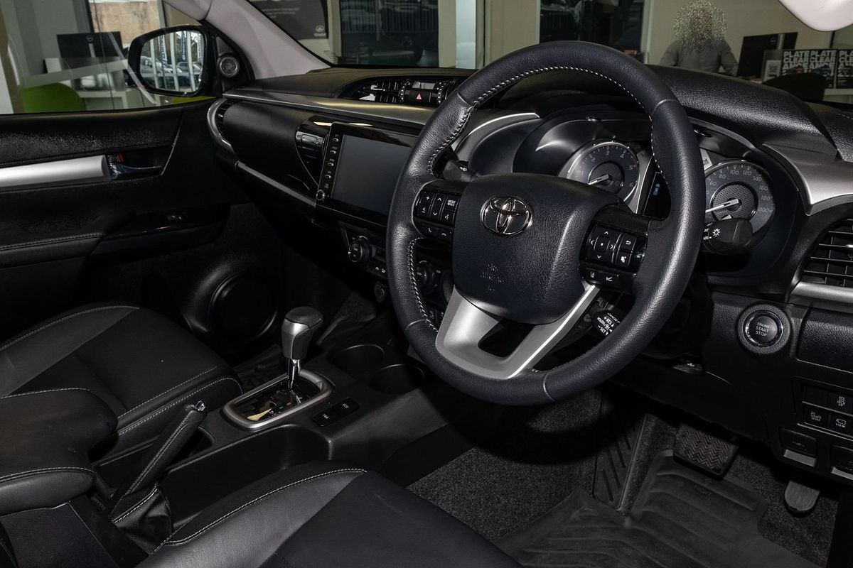 2023 Toyota Hilux SR5 GUN126R 4X4