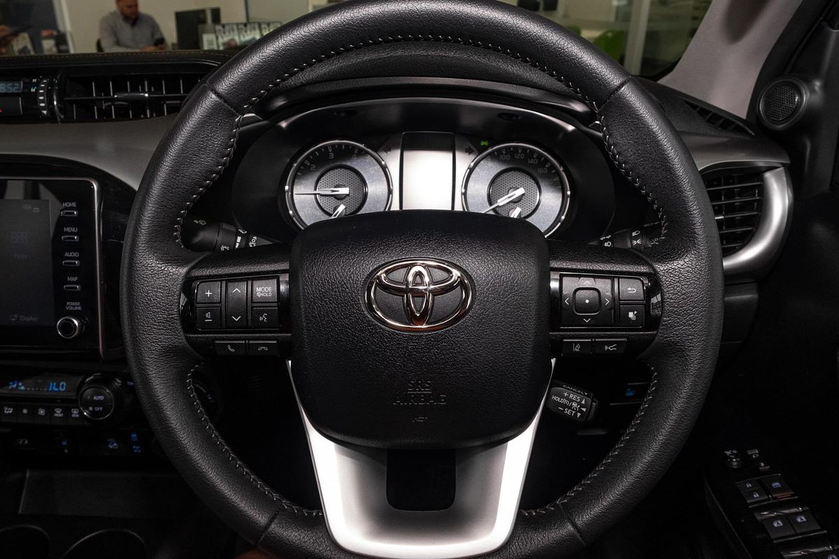2023 Toyota Hilux SR5 GUN126R 4X4