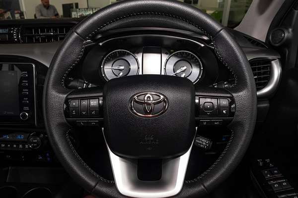 2023 Toyota Hilux SR5 GUN126R 4X4