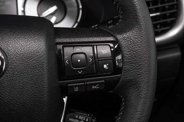 2023 Toyota Hilux SR5 GUN126R 4X4