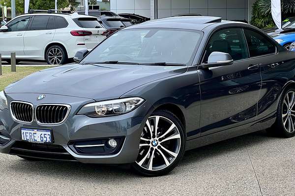 2014 BMW 2 Series 220i Modern Line F22