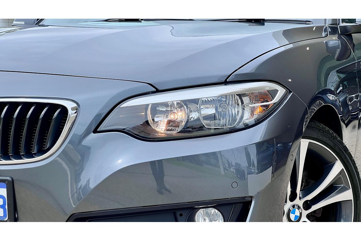 2014 BMW 2 Series 220i Modern Line F22