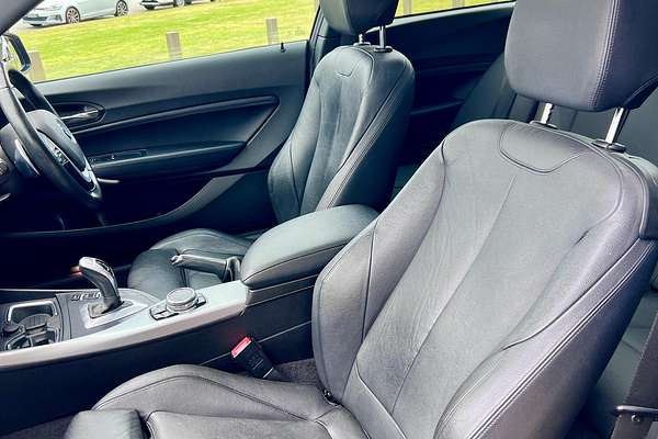 2014 BMW 2 Series 220i Modern Line F22