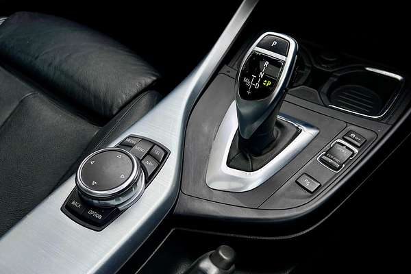 2014 BMW 2 Series 220i Modern Line F22