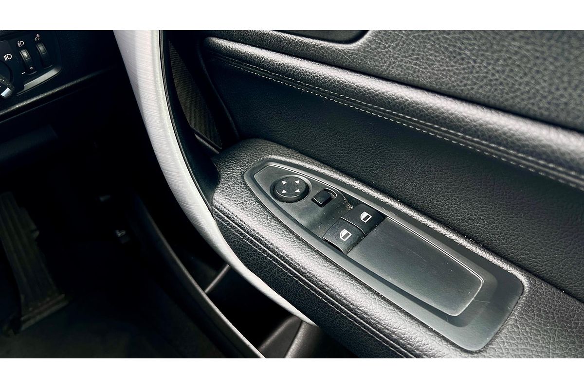 2014 BMW 2 Series 220i Modern Line F22