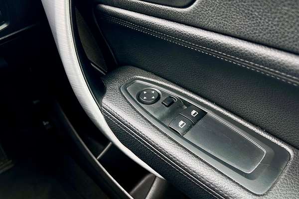 2014 BMW 2 Series 220i Modern Line F22