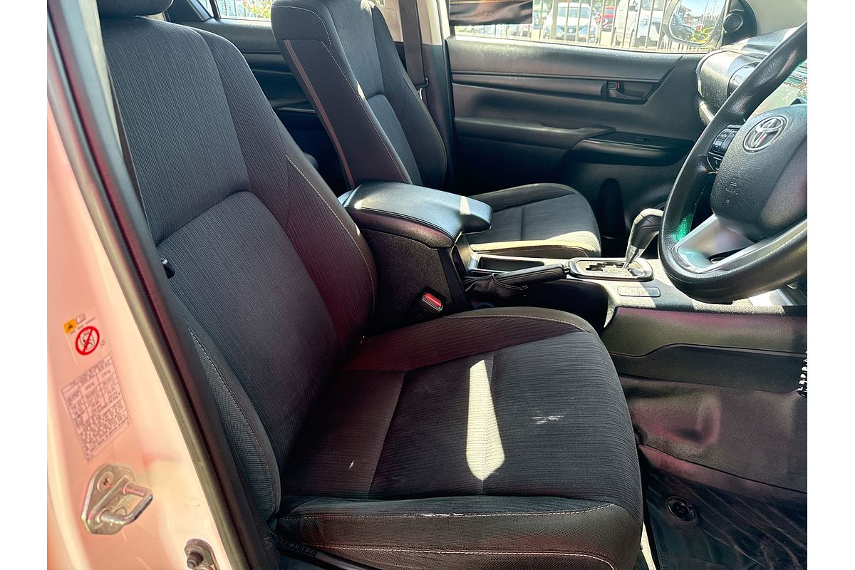 2019 Toyota Hilux SR GUN126R 4X4