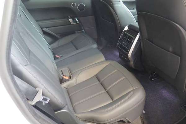2020 Land Rover RANGE ROVER SPORT DI6 183KW SE