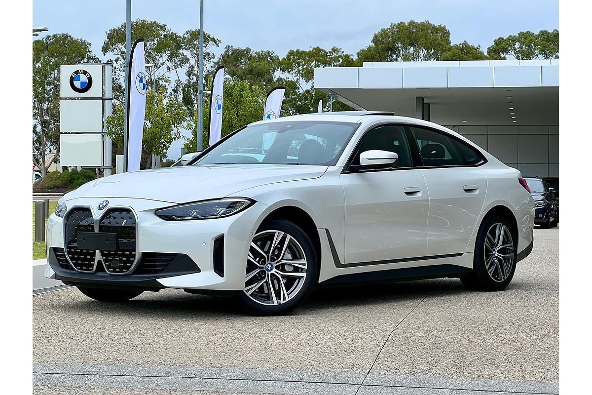 2024 BMW i4 eDrive35 G26