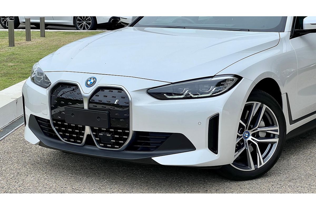 2024 BMW i4 eDrive35 G26