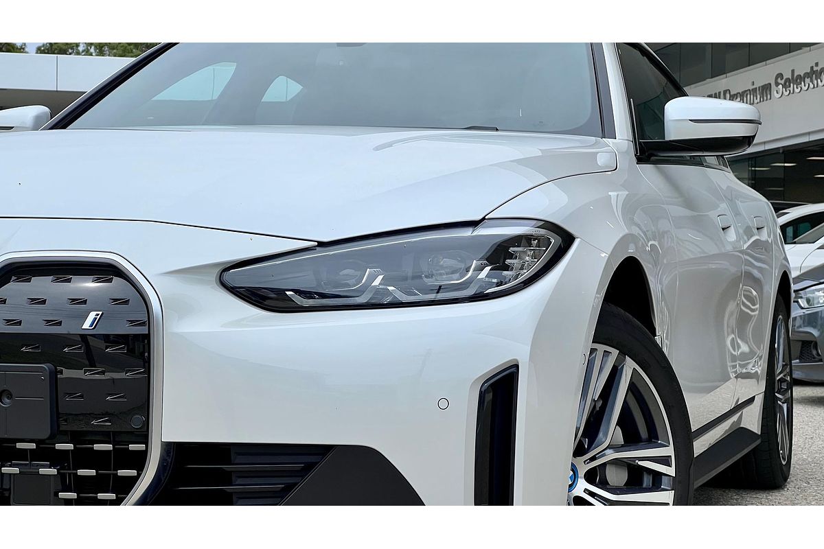 2024 BMW i4 eDrive35 G26