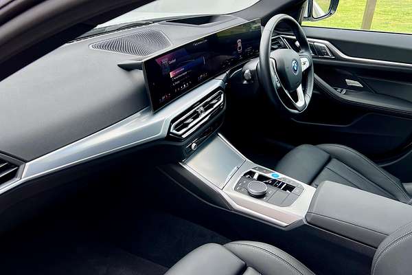 2024 BMW i4 eDrive35 G26
