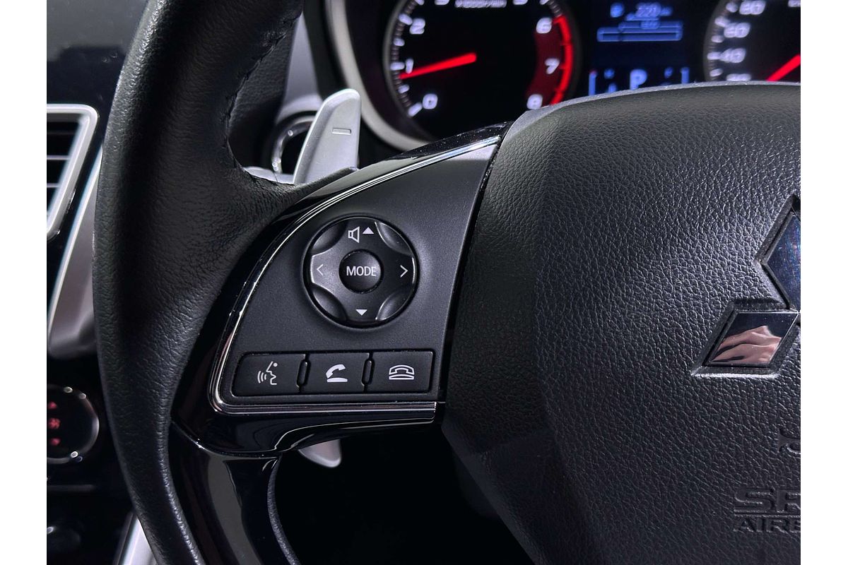 2020 Mitsubishi Eclipse Cross Black Edition YA