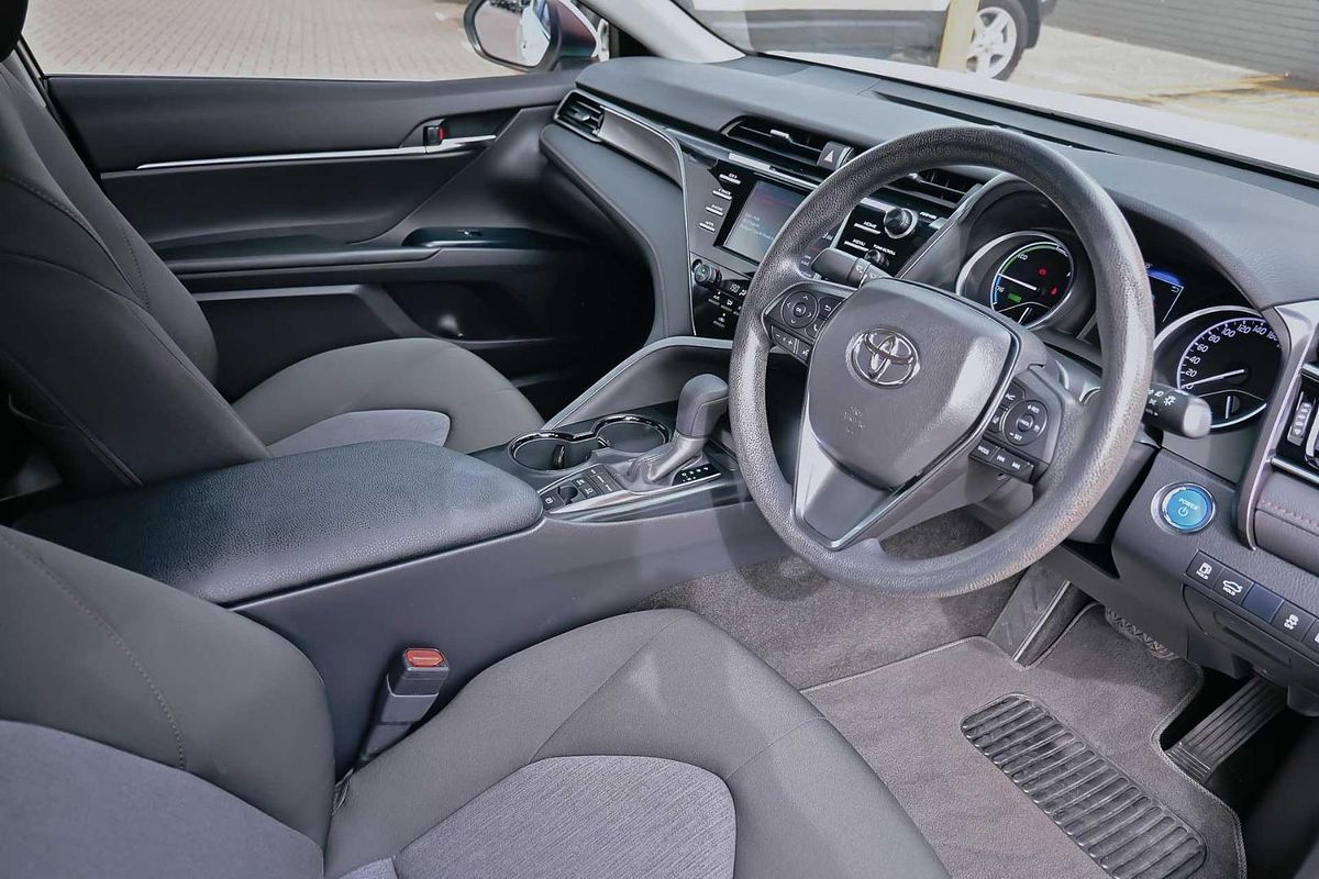 2021 Toyota Camry Ascent AXVH70R