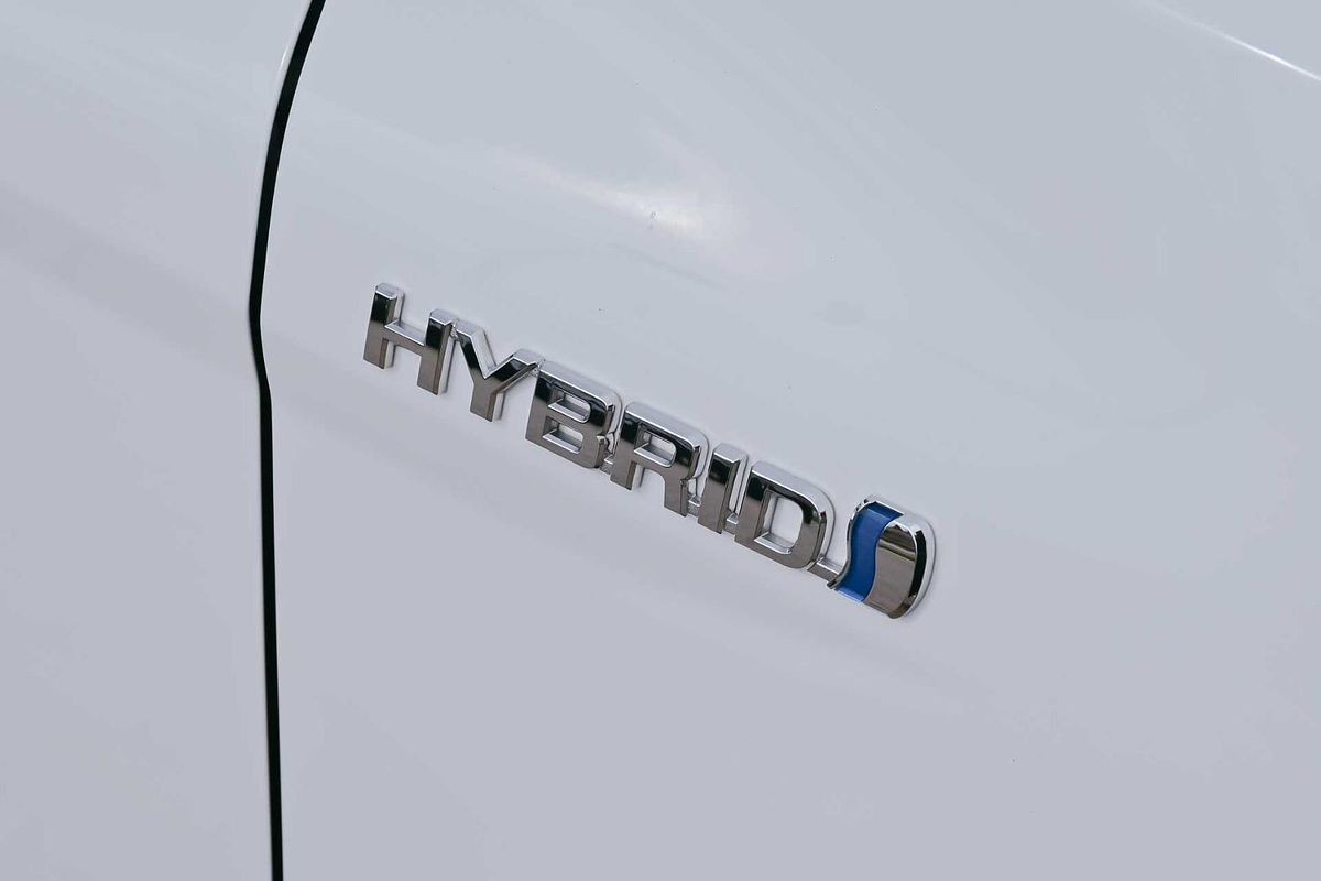 2021 Toyota Camry Ascent AXVH70R