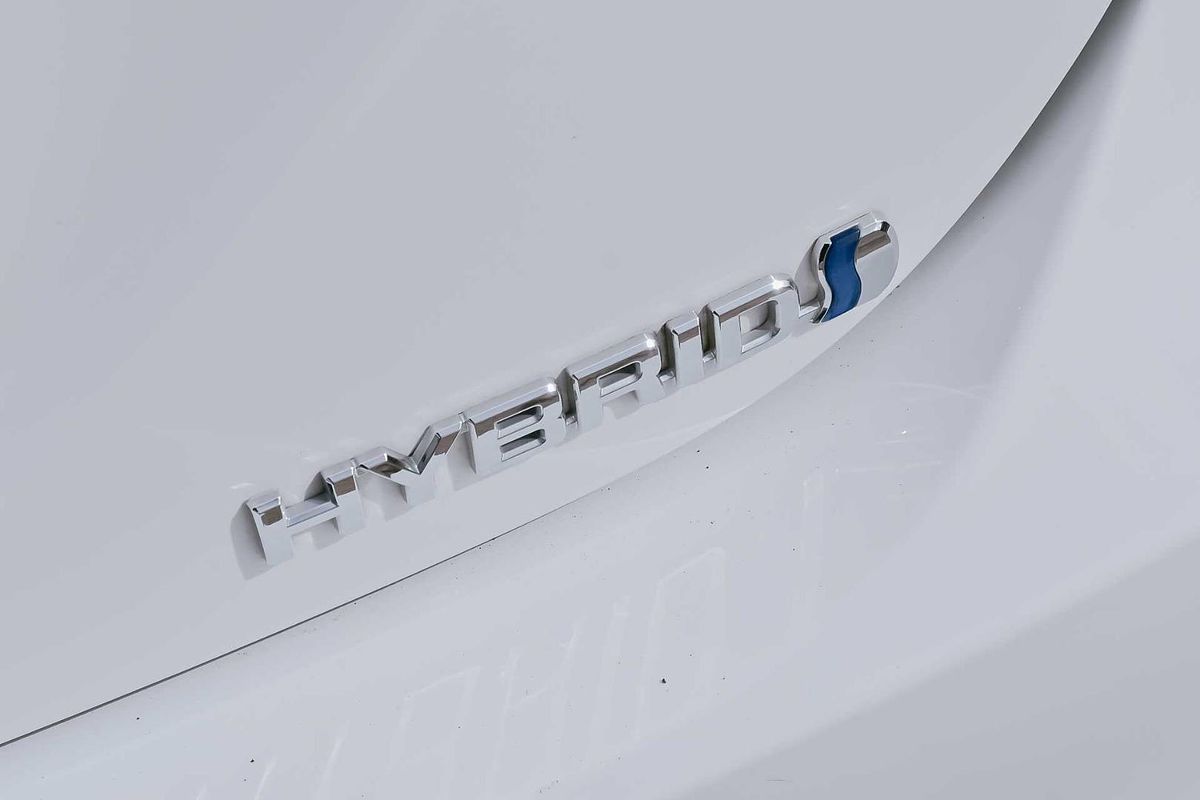 2021 Toyota Camry Ascent AXVH70R
