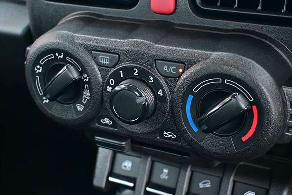 2024 Suzuki Jimny