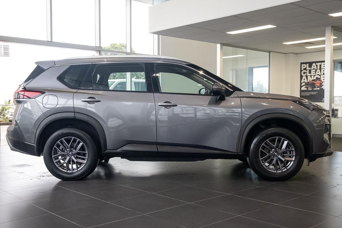2023 Nissan X-TRAIL ST T33