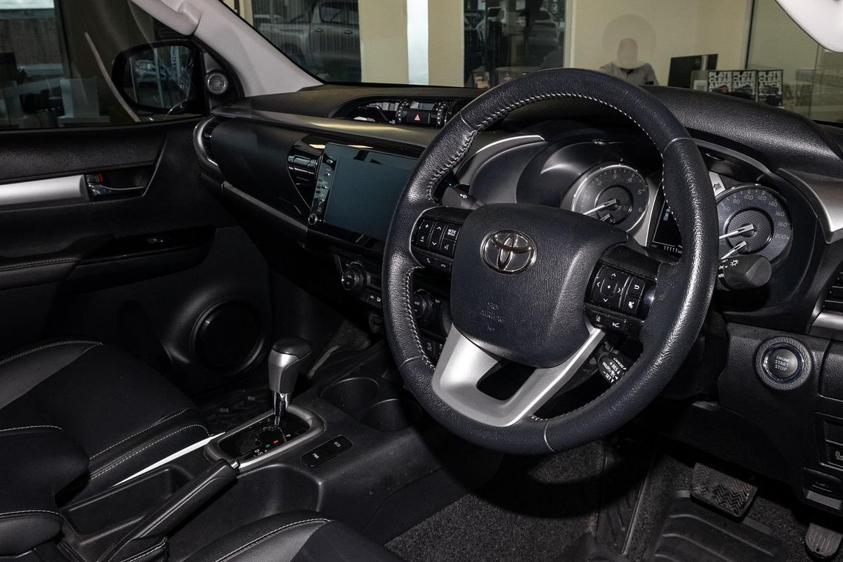 2023 Toyota Hilux SR5 GUN126R 4X4