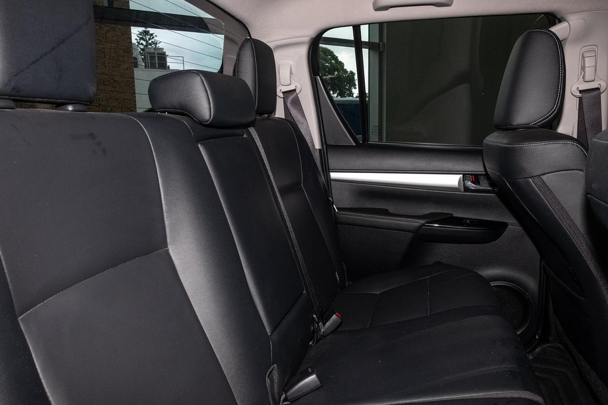 2023 Toyota Hilux SR5 GUN126R 4X4