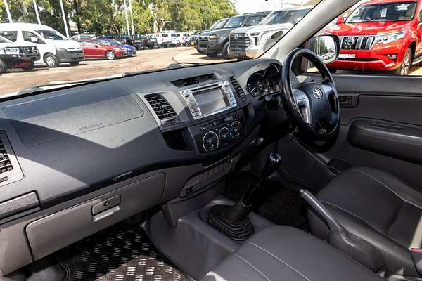 2015 Toyota Hilux Workmate TGN16R Rear Wheel Drive