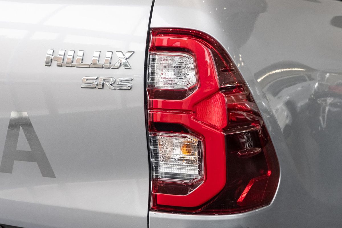 2023 Toyota Hilux SR5 GUN126R 4X4