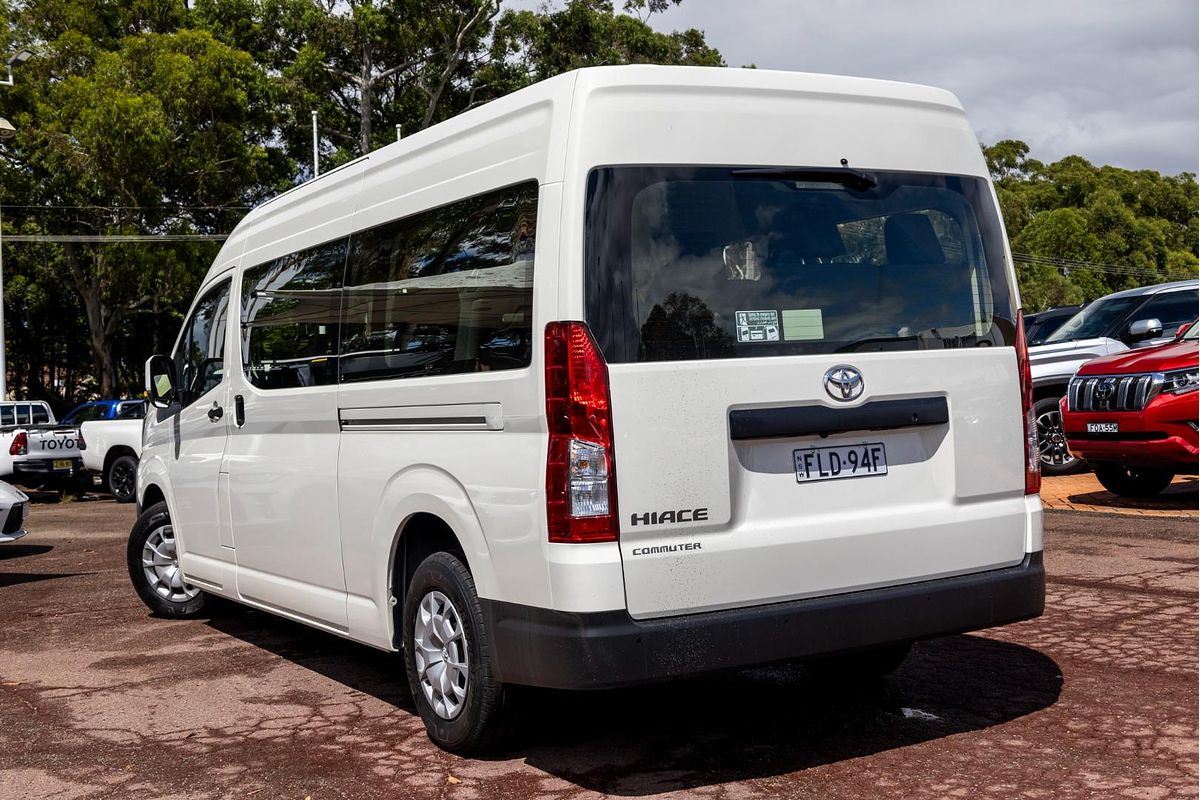2025 Toyota Hiace Commuter GDH322R