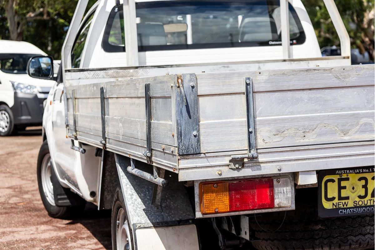 2015 Toyota Hilux Workmate TGN16R Rear Wheel Drive