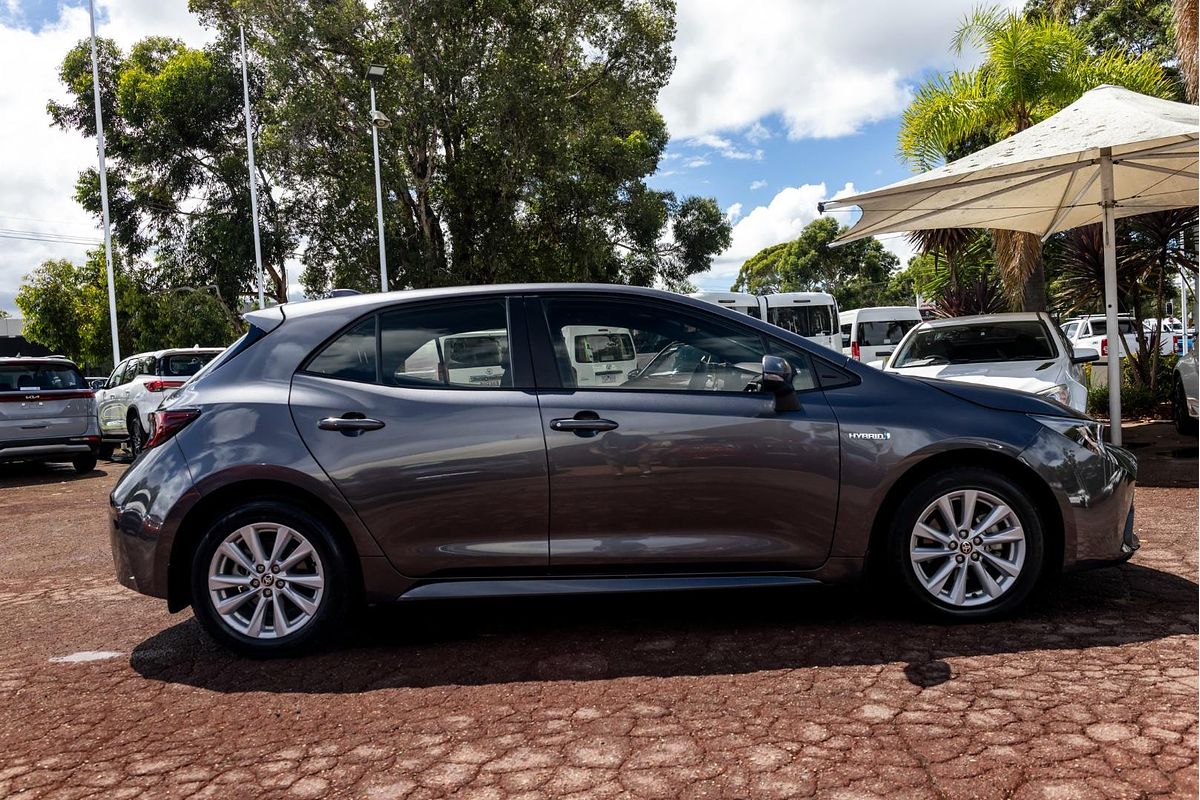 2022 Toyota Corolla Ascent Sport Hybrid ZWE211R