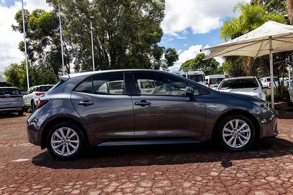 2022 Toyota Corolla Ascent Sport Hybrid ZWE211R