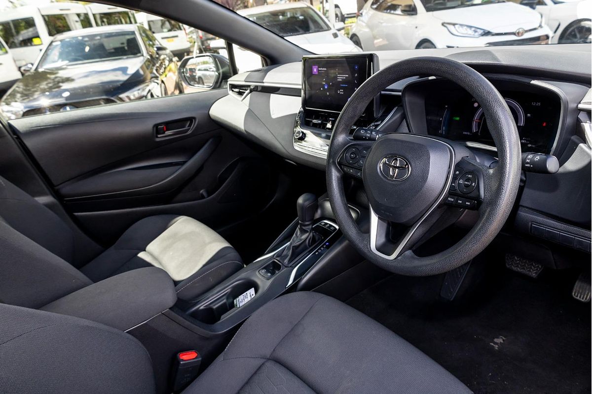 2022 Toyota Corolla Ascent Sport Hybrid ZWE211R