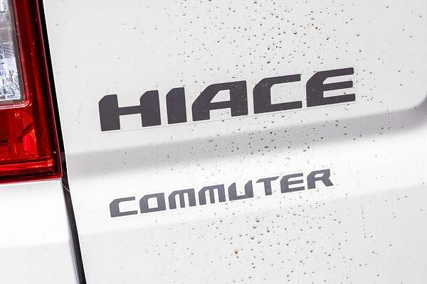 2025 Toyota Hiace Commuter GDH322R