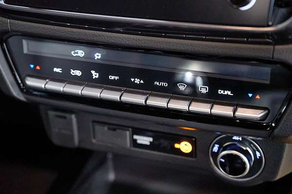 2025 Isuzu D-MAX X-TERRAIN 4X4