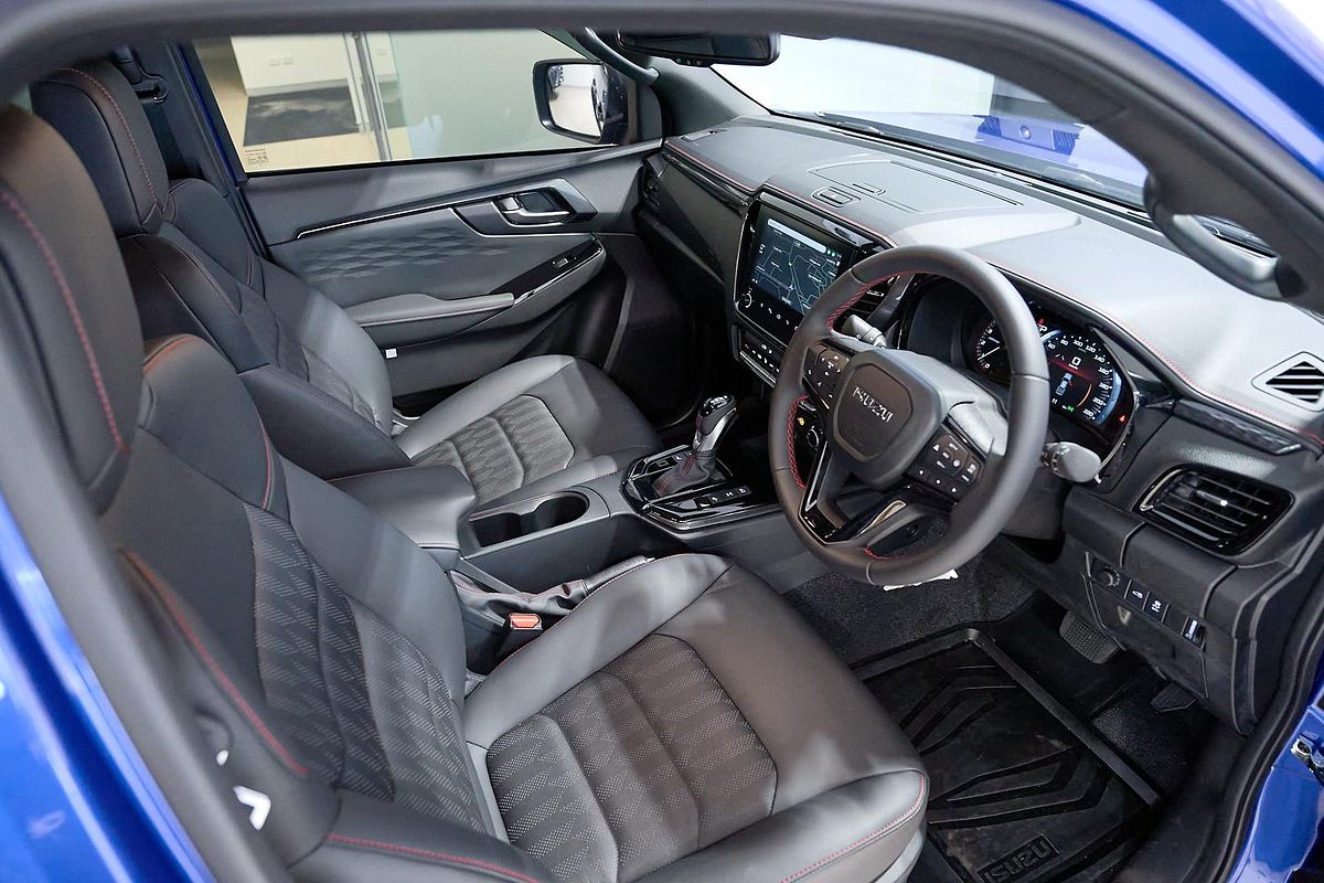2025 Isuzu D-MAX X-TERRAIN 4X4
