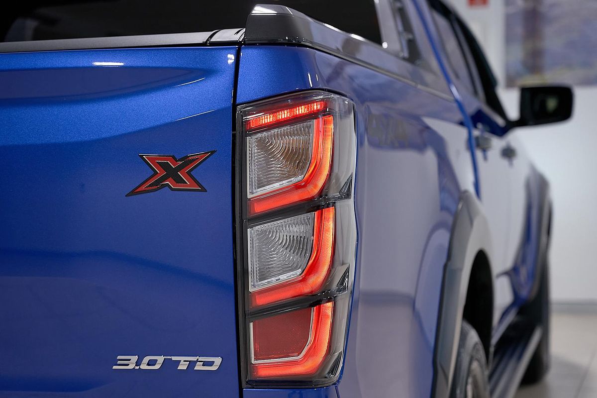 2025 Isuzu D-MAX X-TERRAIN 4X4
