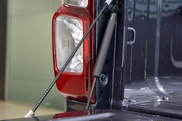 2025 Isuzu D-MAX LS-M 4X4