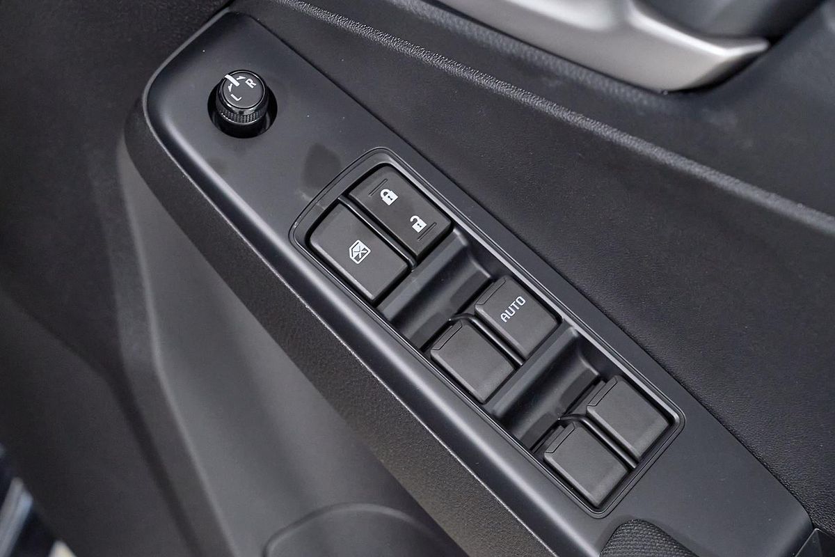 2025 Isuzu D-MAX LS-M 4X4