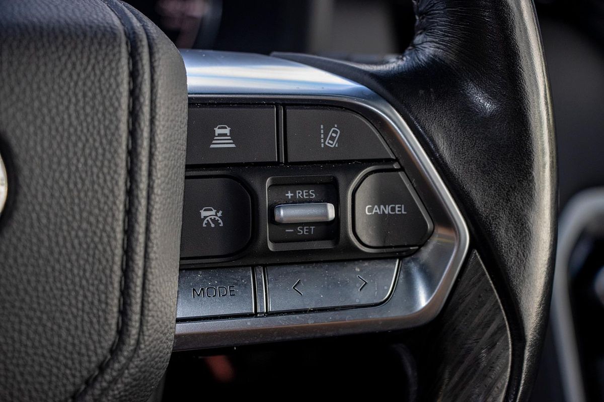 2022 Toyota Landcruiser GR Sport FJA300R