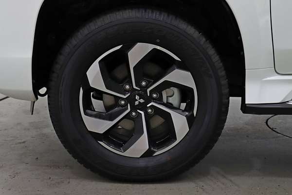 2024 Mitsubishi Pajero Sport GLS QG