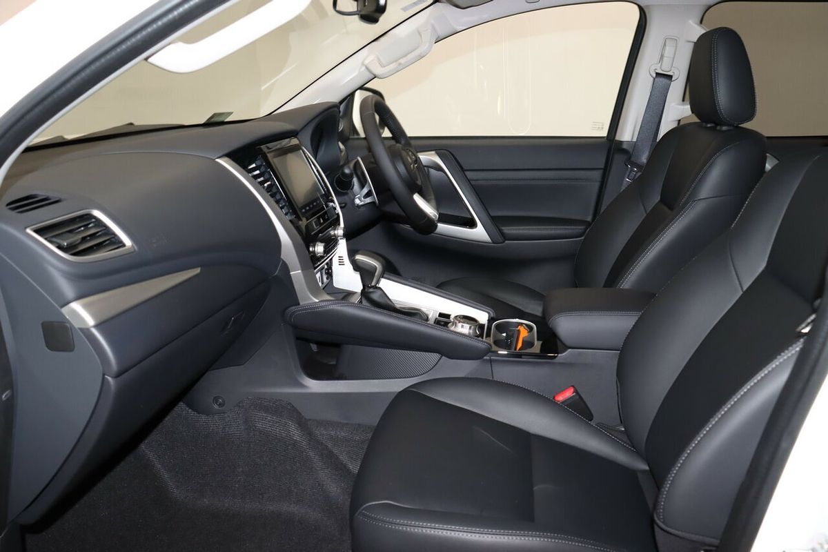 2024 Mitsubishi Pajero Sport GLS QG