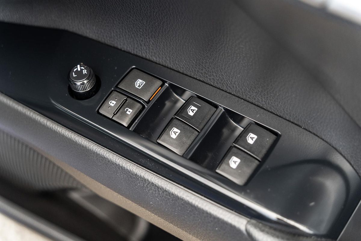 2019 Toyota Camry Ascent ASV70R