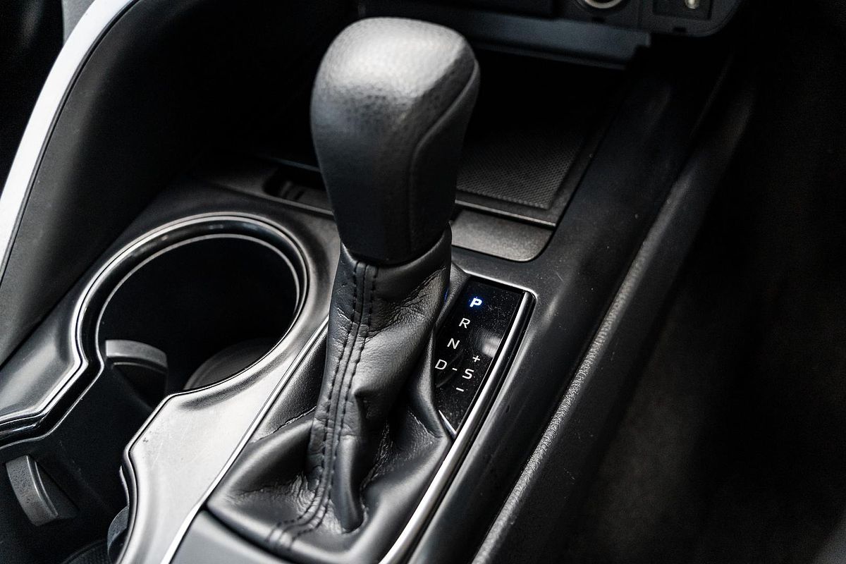 2019 Toyota Camry Ascent ASV70R