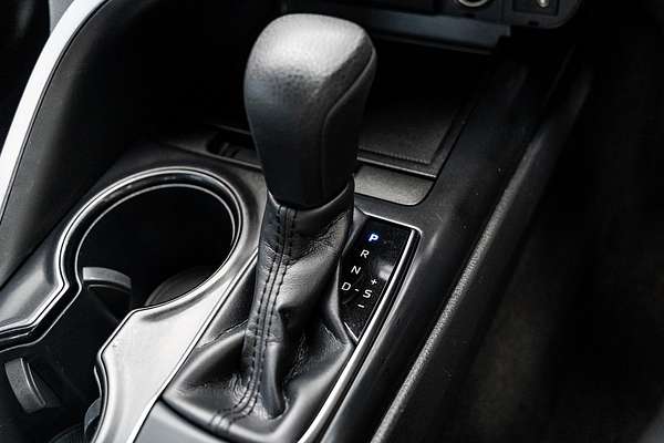 2019 Toyota Camry Ascent ASV70R