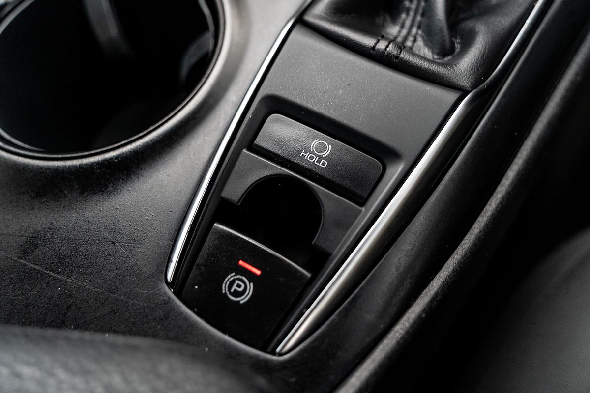 2019 Toyota Camry Ascent ASV70R